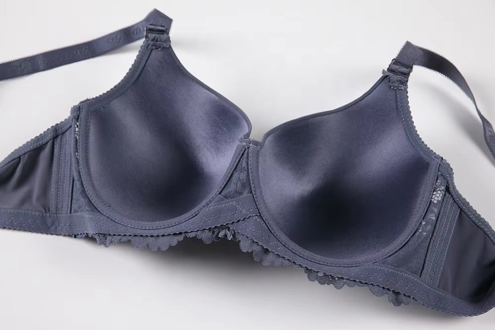 Luxury Lace D Cup Push-Up Bra with Adjustable Straps